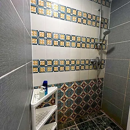 Barcelona & Pub Hostel Vilnius