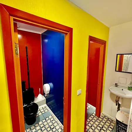 Barcelona & Pub Hostal Vilna